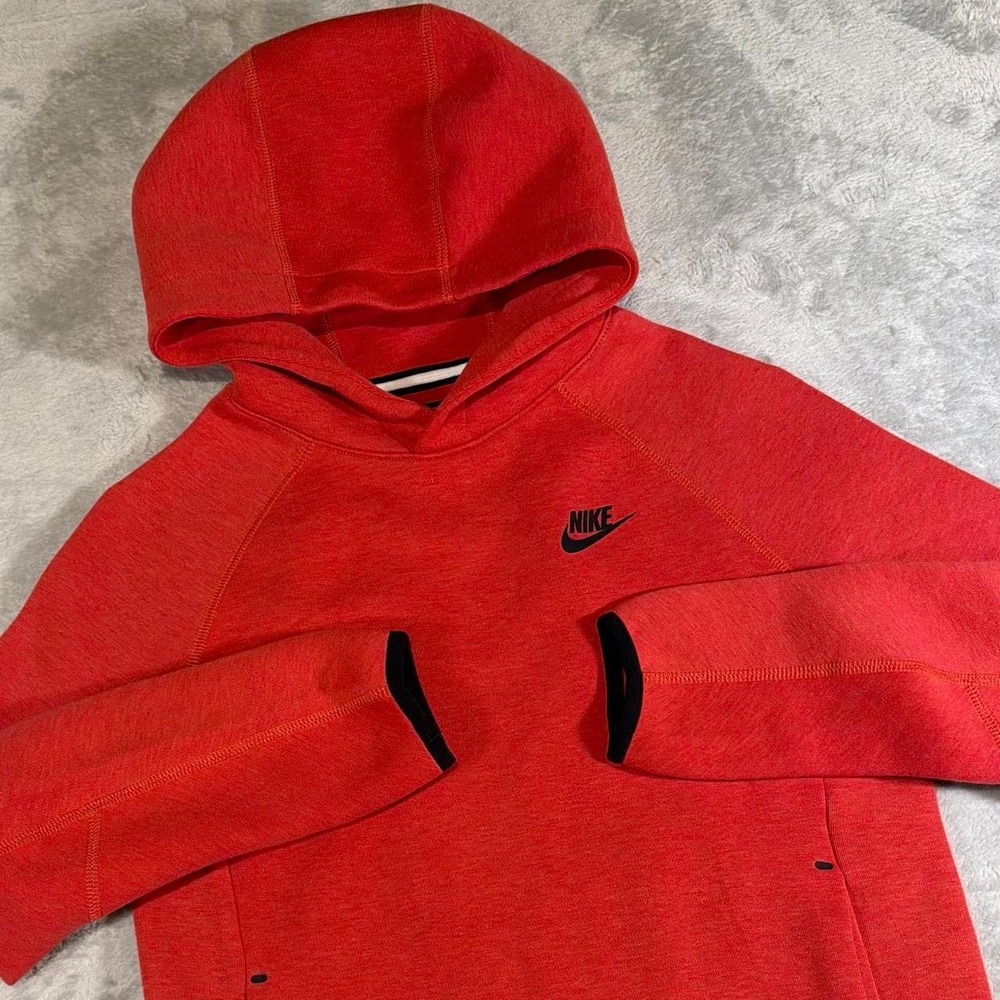 Nike Tech Fleece Pullover Hoodie | Red | Large